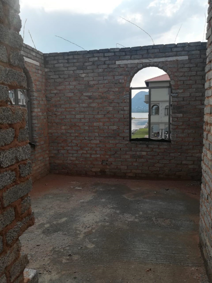 5 Bedroom Property for Sale in Ifafi North West
